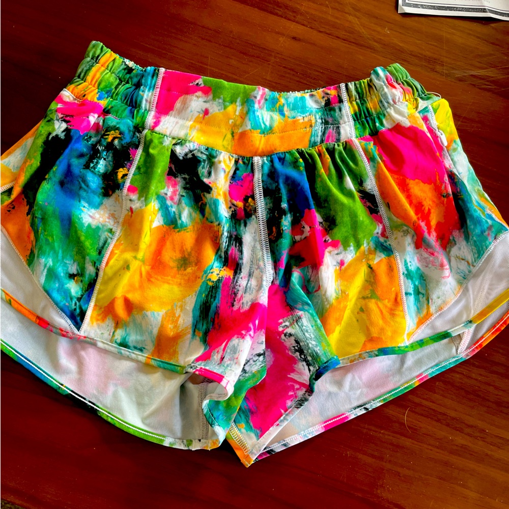 Lulu hotty hots! Rare pattern from spring 2022.
